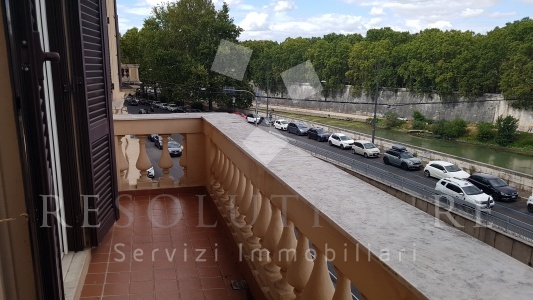 Roma,LUNGOTEVERE DEI MELLINI,Ufficio,LUNGOTEVERE DEI MELLINI,2,1058