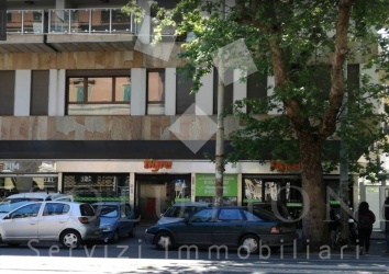 Roma,Liegi31 C - 31 D,Supermarket / Minimarket,Liegi,1017